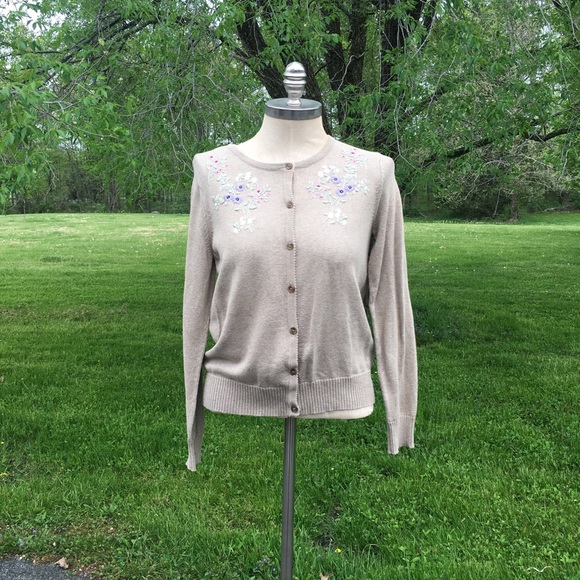Beautiful LIZ Claiborne Tan floral embroidered Cardigan sweater medium 1529 - Picture 8 of 8